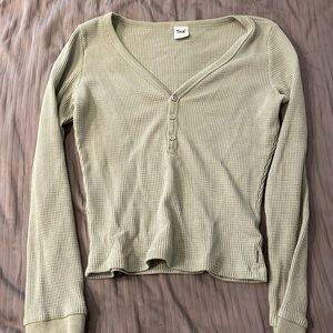 Aritzia green Henley tee